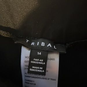 Pull on Ankle Length Black Pants with Pockets